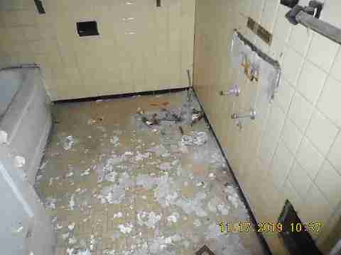 14302 Stout St (21)_m.jpg